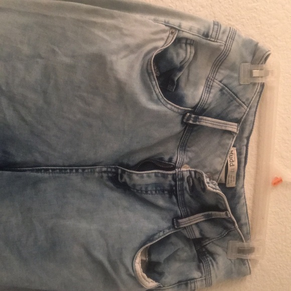 Jean - Picture 2 of 2